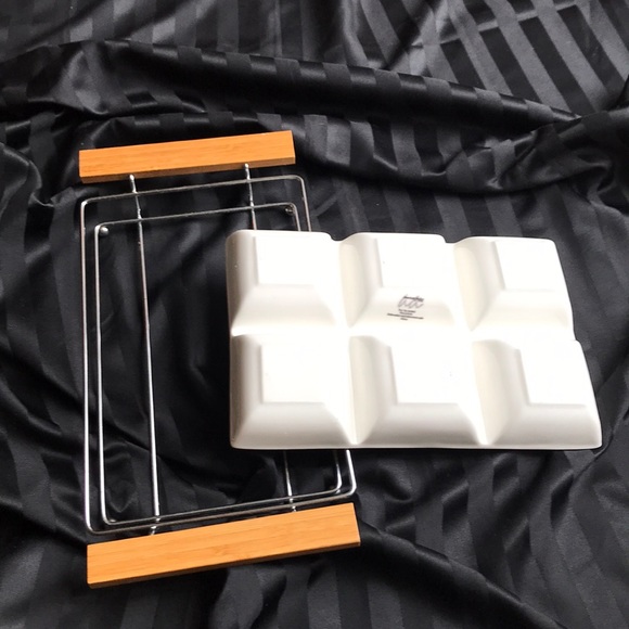 Porcelain Server - Picture 10 of 10